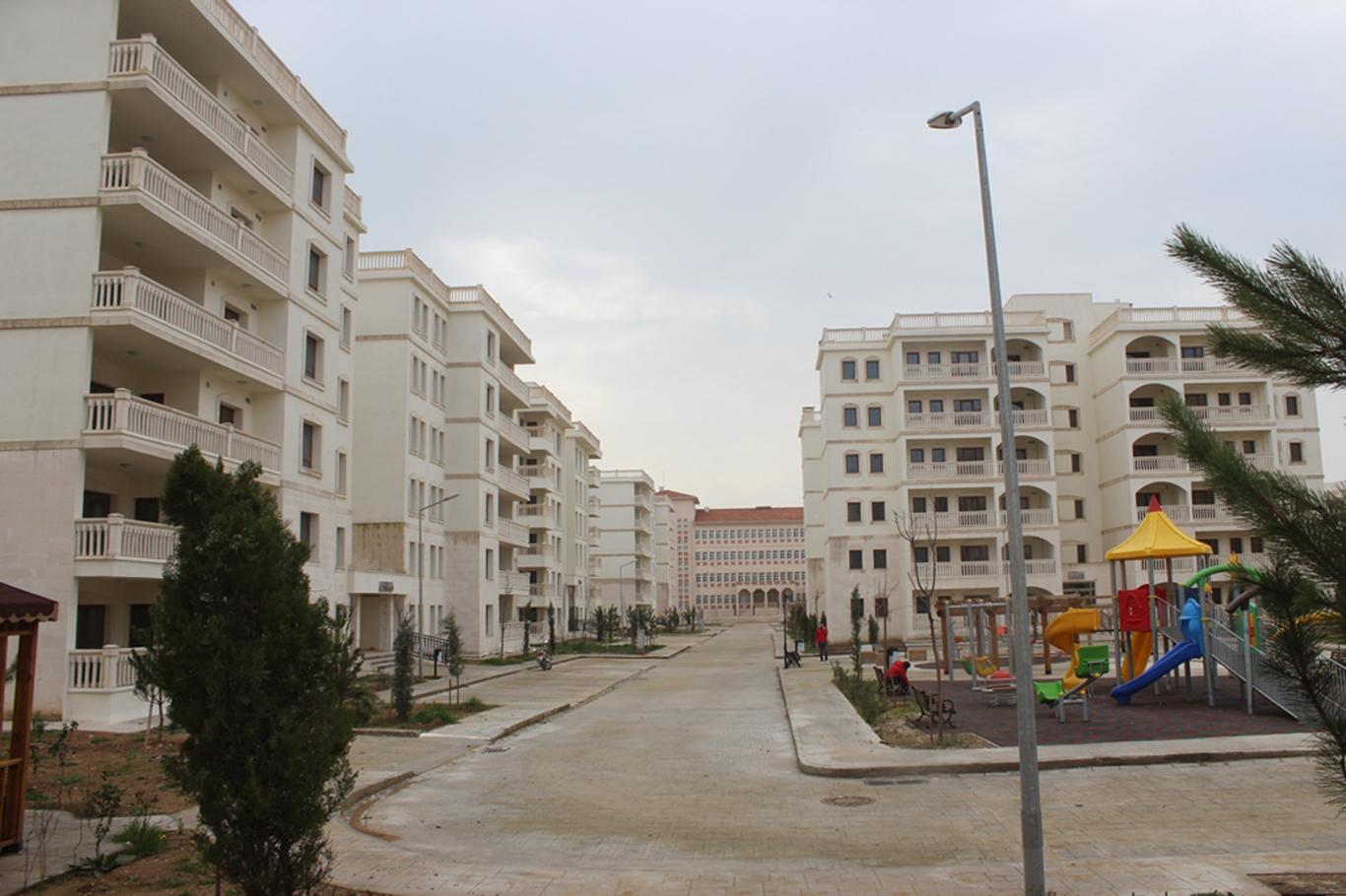 TOKİ'lerde ilk anahtar teslimi TOKİ'lerde ilk anahtar teslimi